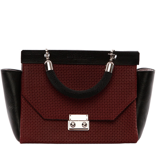 TRAPEZE MARSALA PERFORATION